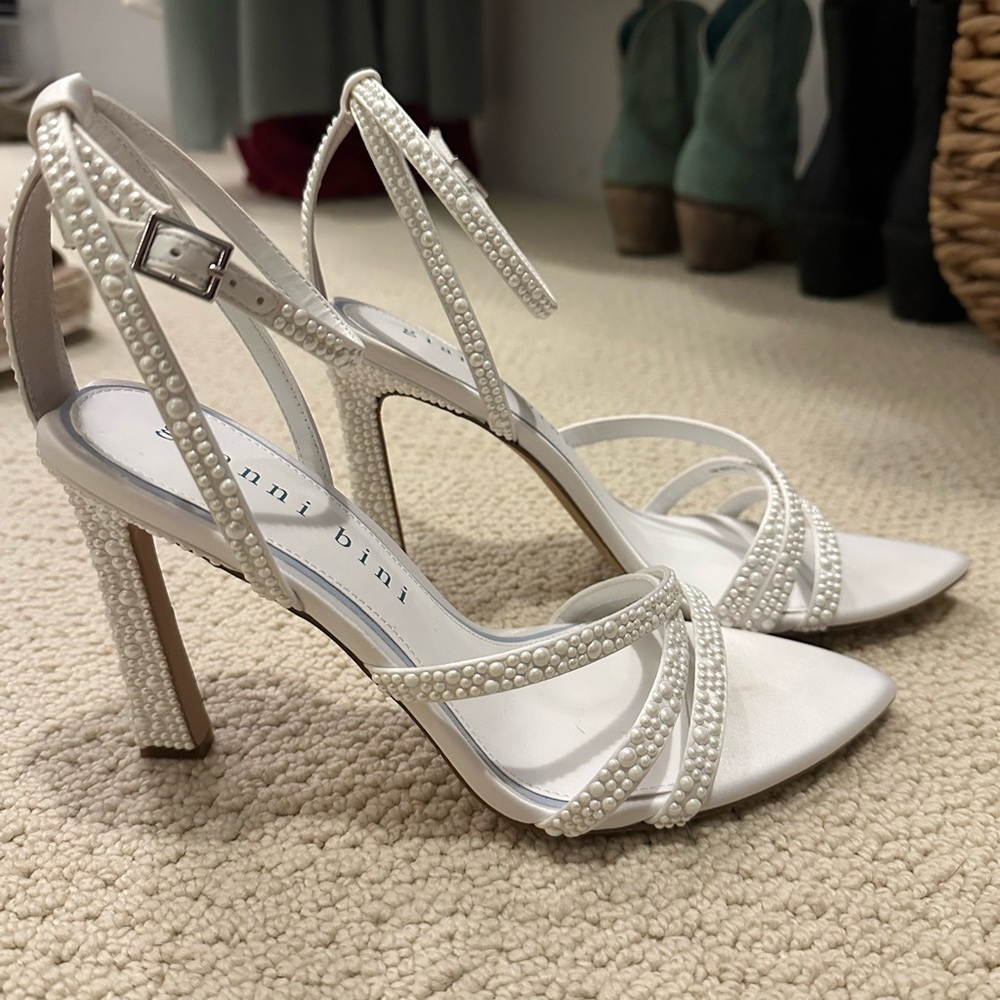 Gianni Bini White Pearl Strappy Heels